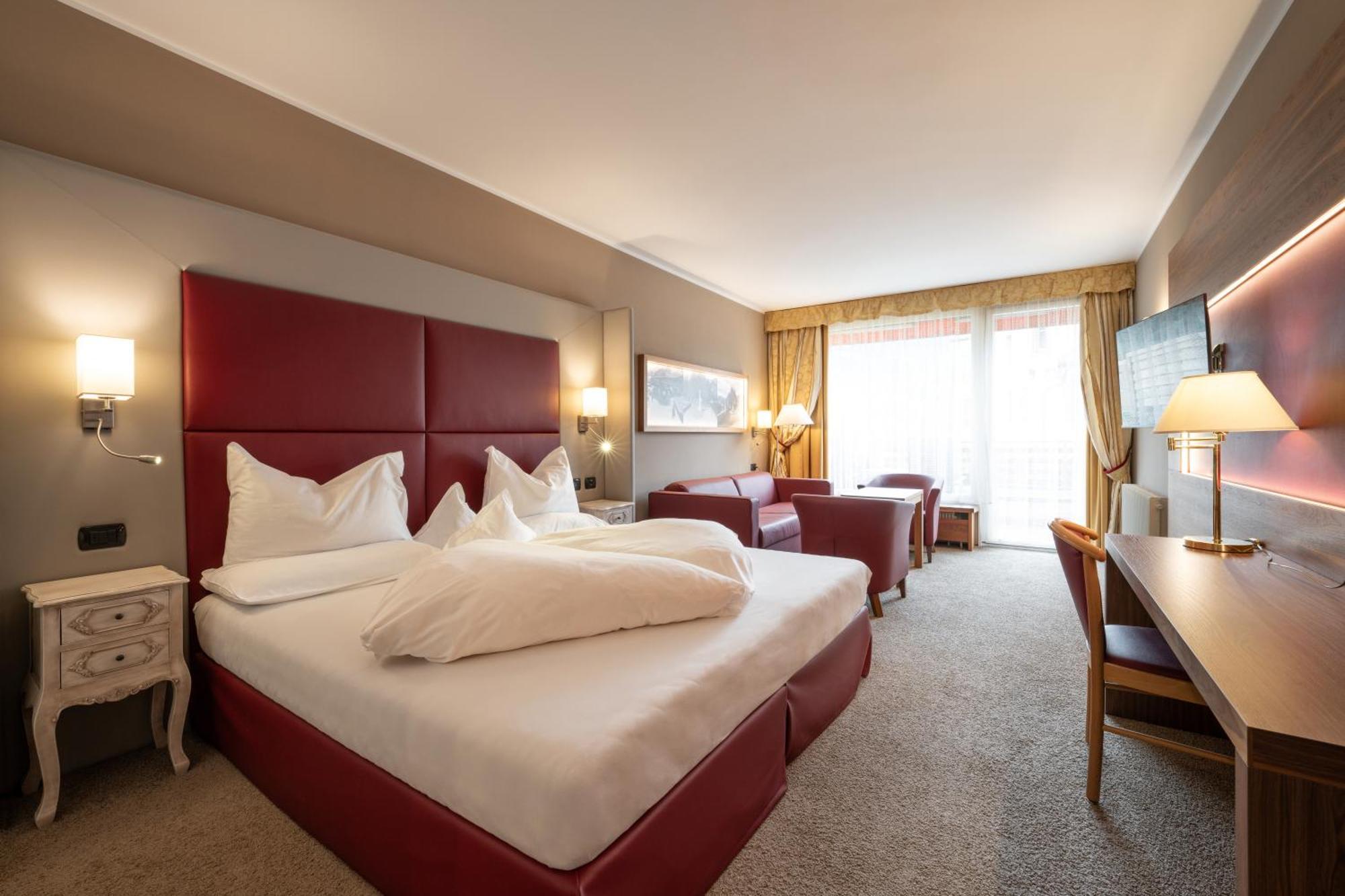 Dominik Alpine City Wellness Hotel - Adults Only بريسّانوني المظهر الخارجي الصورة