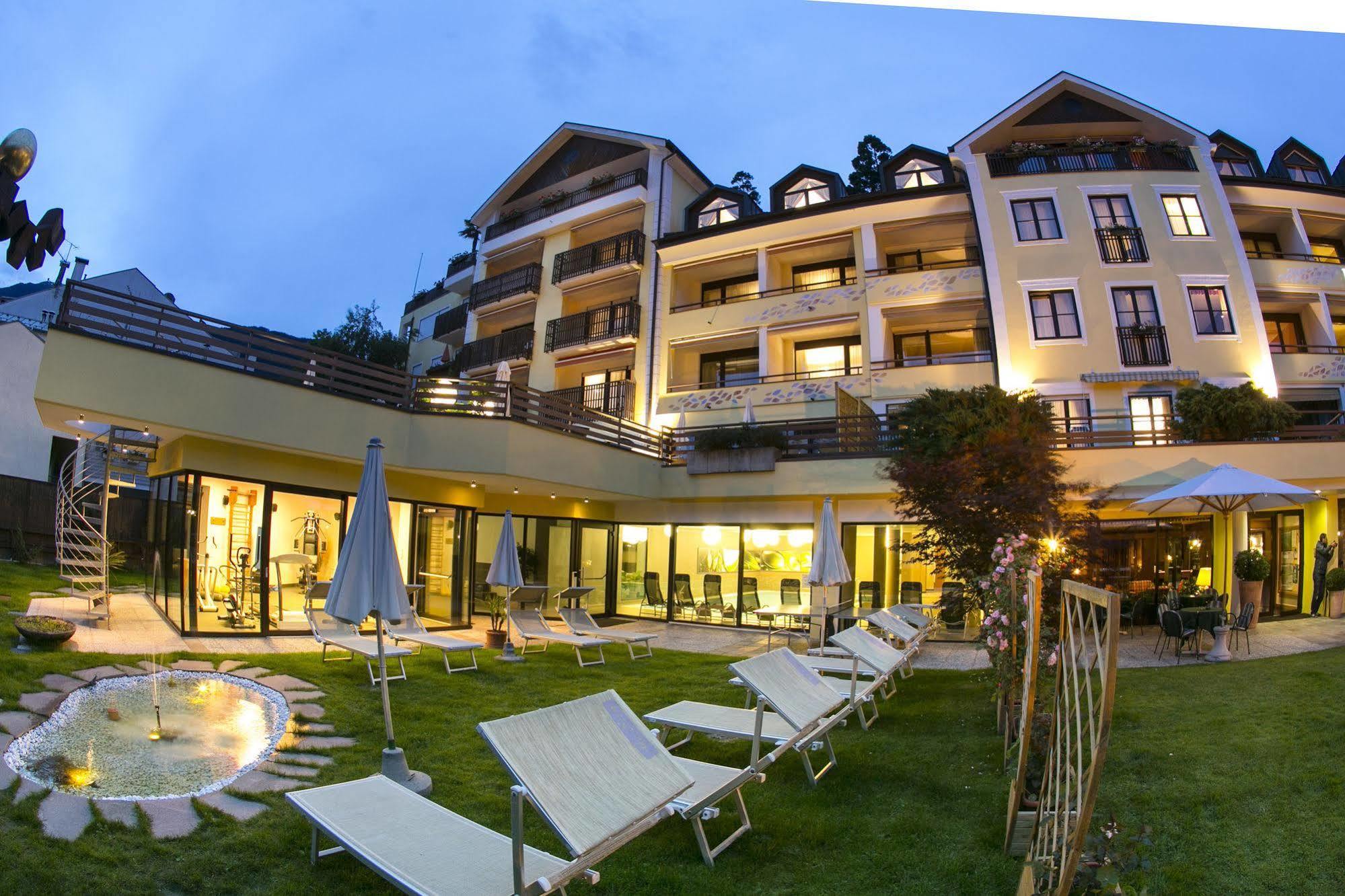 Dominik Alpine City Wellness Hotel - Adults Only بريسّانوني المظهر الخارجي الصورة